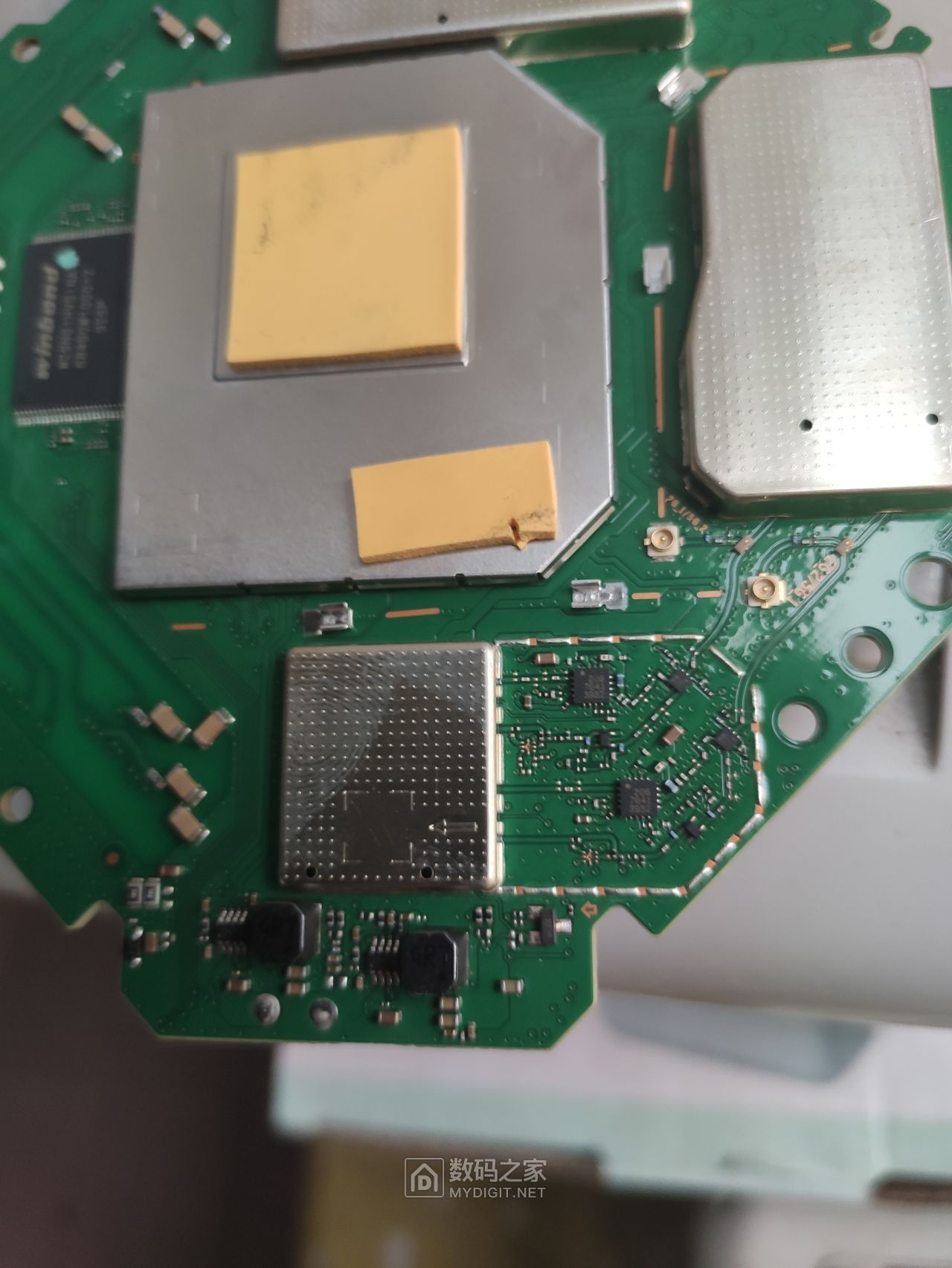 拆解华为荣耀猎人游戏路由器(honor hirouter-ct31) - 拆机乐园 数码