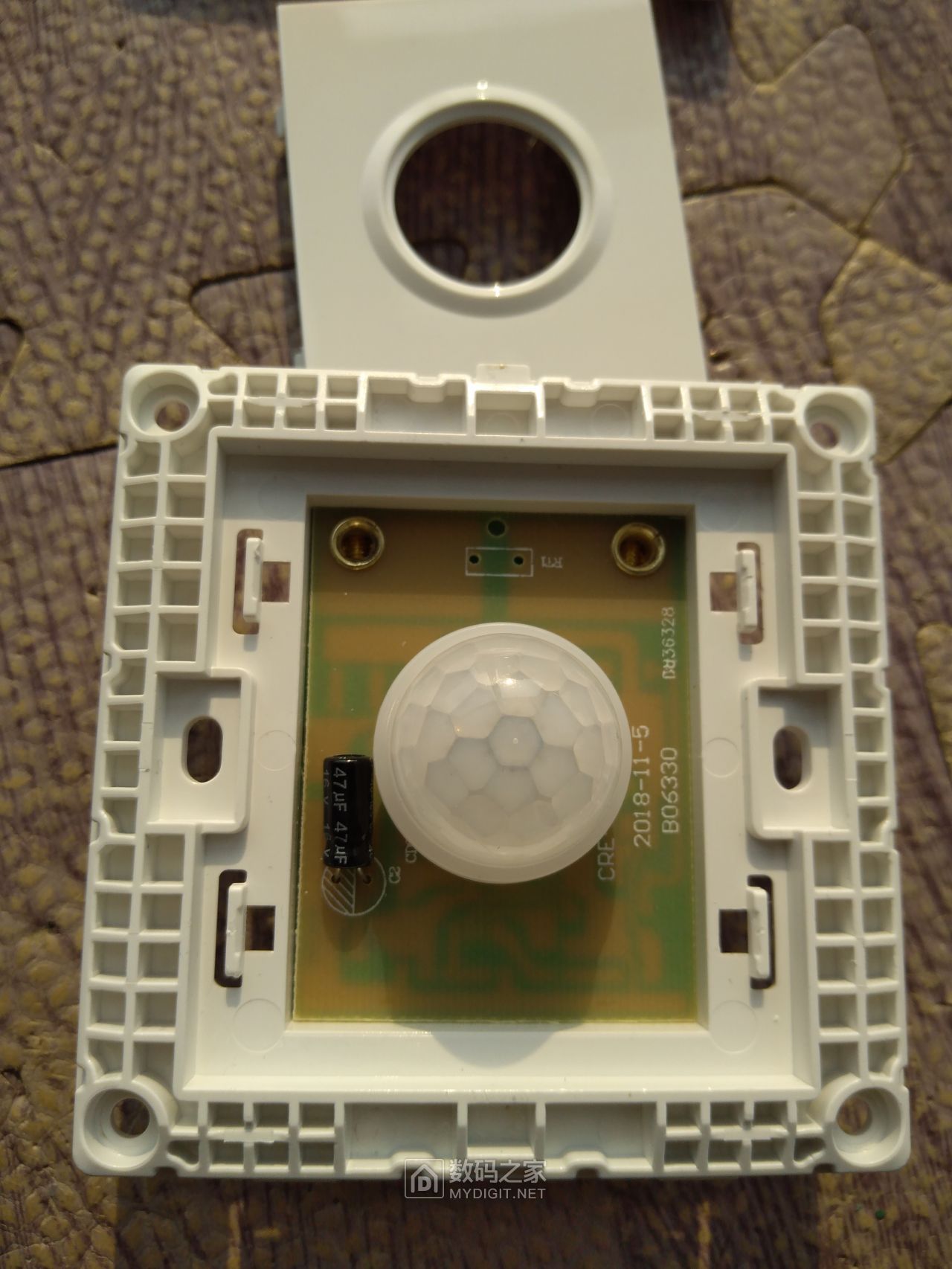 再拆一个人体感应开关7m国际电工klgy2