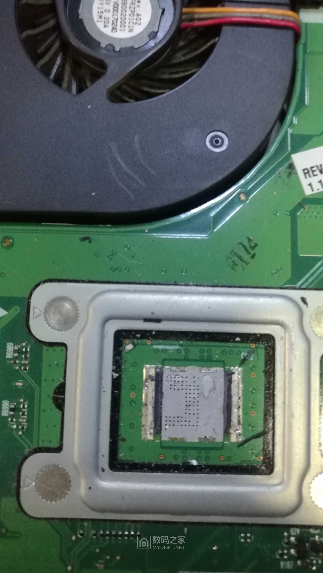 换电容,修个古董东芝l510笔记本 - 拆机乐园 数码之家