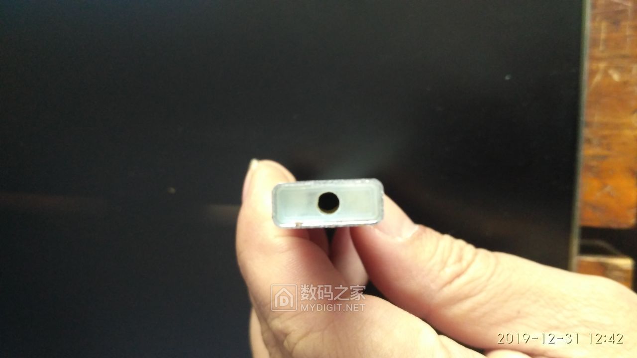 拆个vape1886的一次性电子烟