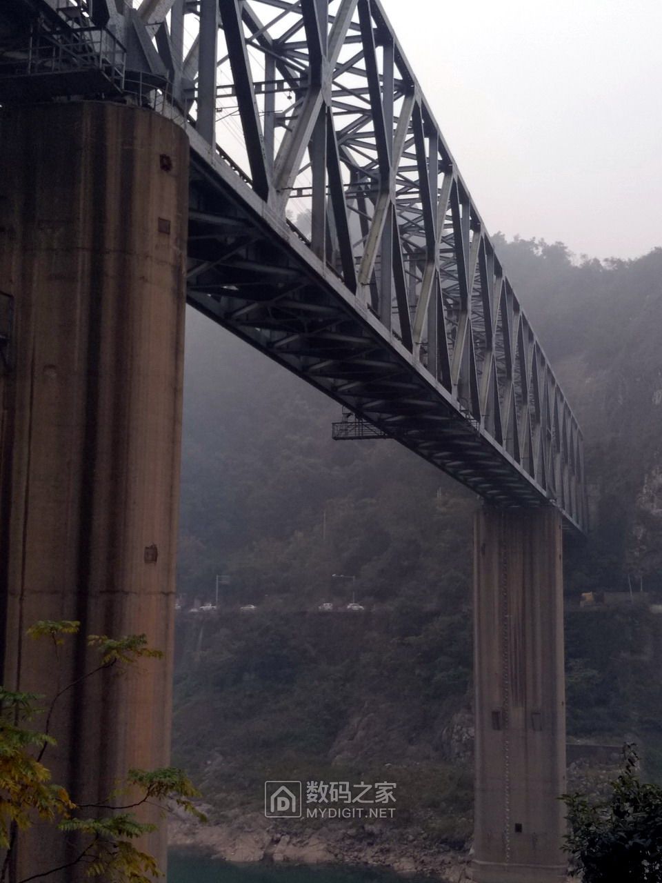 北碚的襄渝铁路嘉陵江大桥