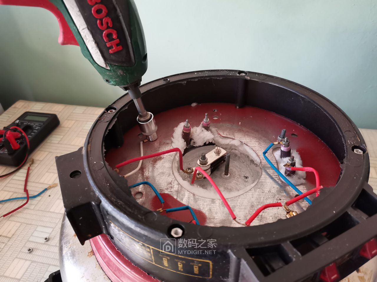 元作会电人高档电热锅拆找故障并修复