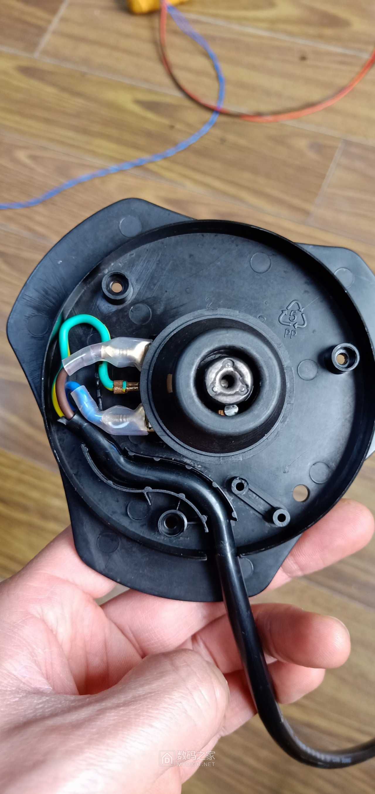 100000hrknihmzryexxhks.jpg
