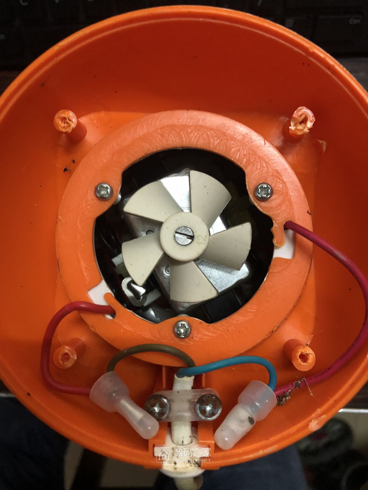 拆解坏了的果汁机