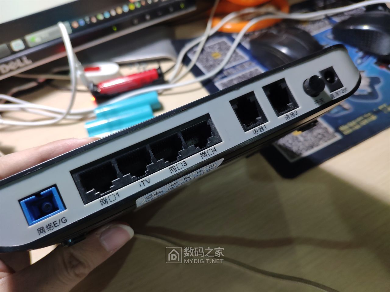 华为阉割版hg8240r光纤猫路由器epon拆机硬改gpon