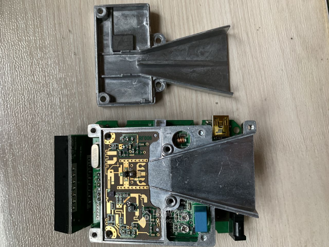 海豹q9988 gps安全警示器 - 拆机乐园 数码之家