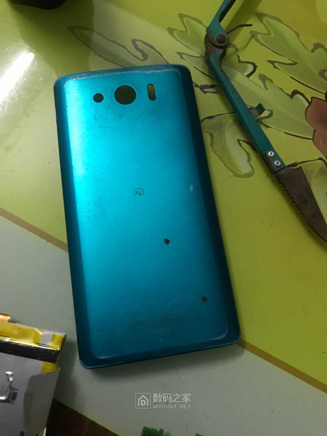 憋疯了之拆手机来骗点m币夏普303sh