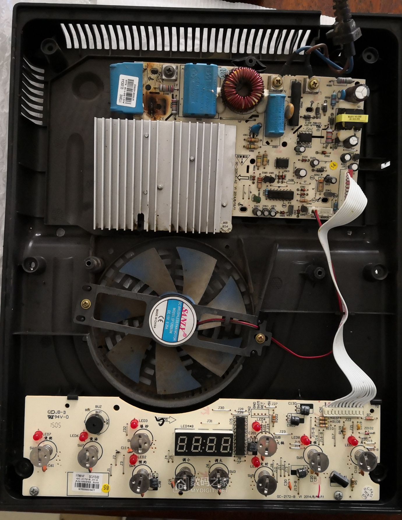 拆个坏格力电磁炉(gree gc-2172-wg) - 拆机乐园 数码之家