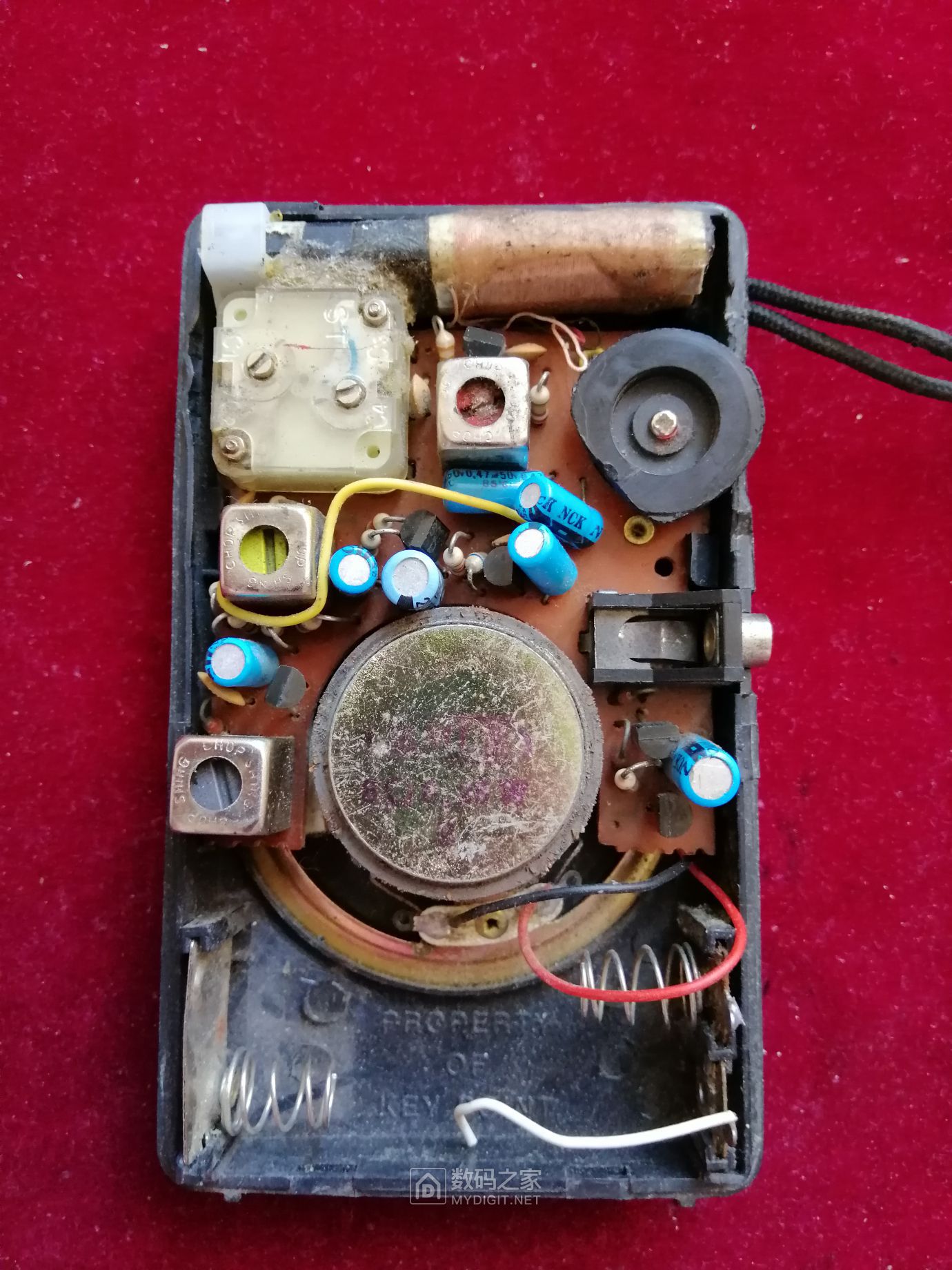 Kaide KK-1012/FUSUN超外差109/立兴宝R-808/KPE KP-121便携收音机拆解及原理图测绘 - 拆机乐园 数码之家