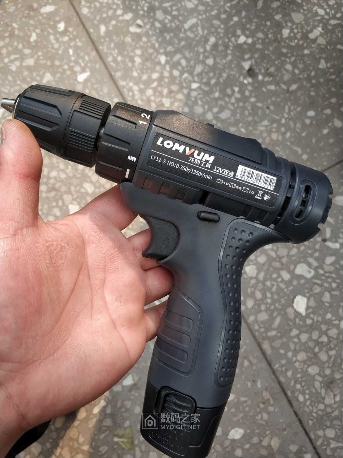 16块买的龙韵lomvum 12v双速手电钻到了