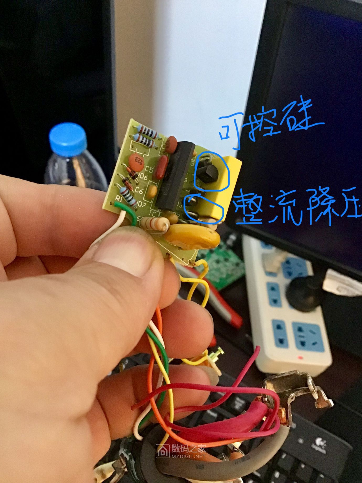 拆一个家用漏电保护开关介绍一下工作原理