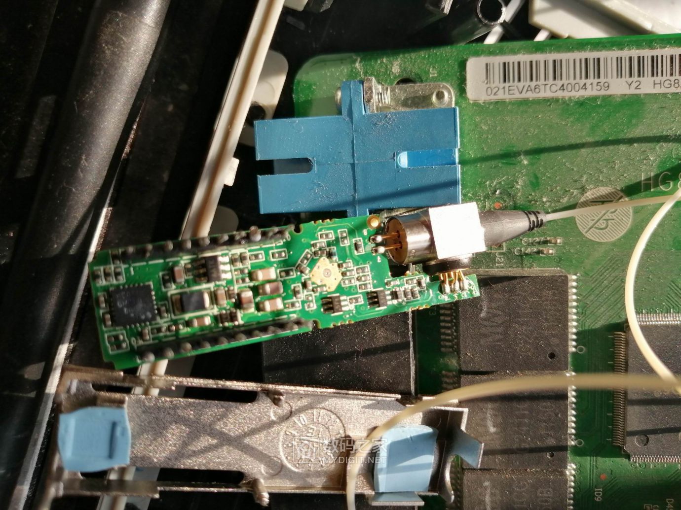 hg8245拆掉光模块降低功耗顺便拆开光模块看看顺求个hp2200打印机内存