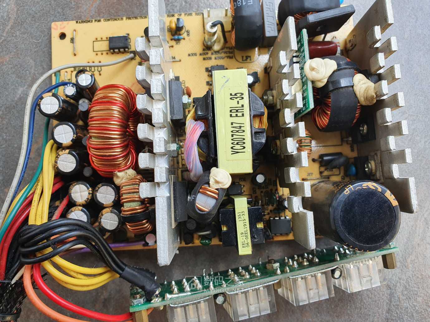 各位大神这个atx电源还有救吗