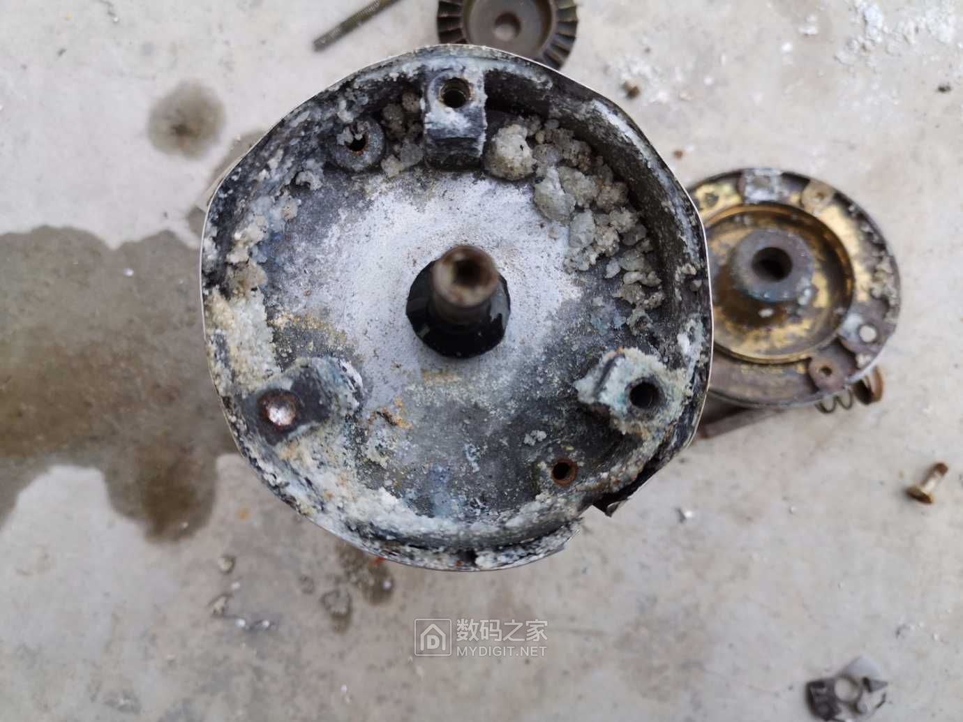 拆修沃奔增压泵没想到报废了