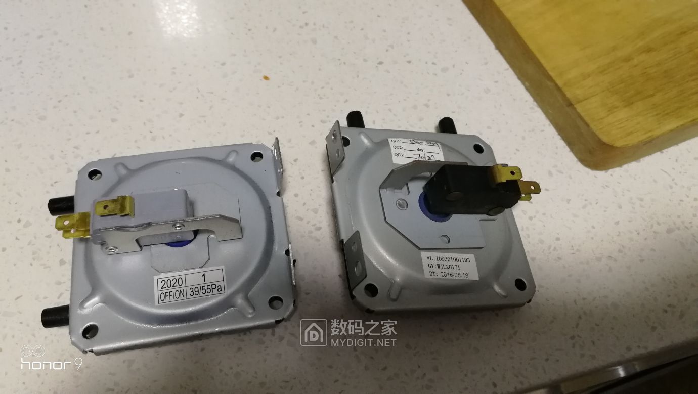 换热水器风压开关，并拆解 - 拆机乐园 数码之家
