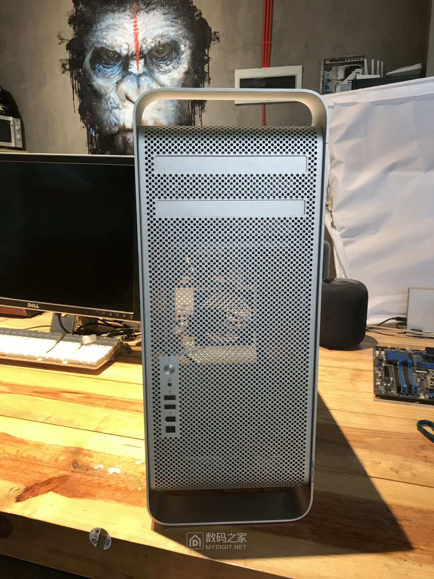 苹果Mac Pro MA356拆机改造(图片上传好了 - 拆机乐园 数码之家
