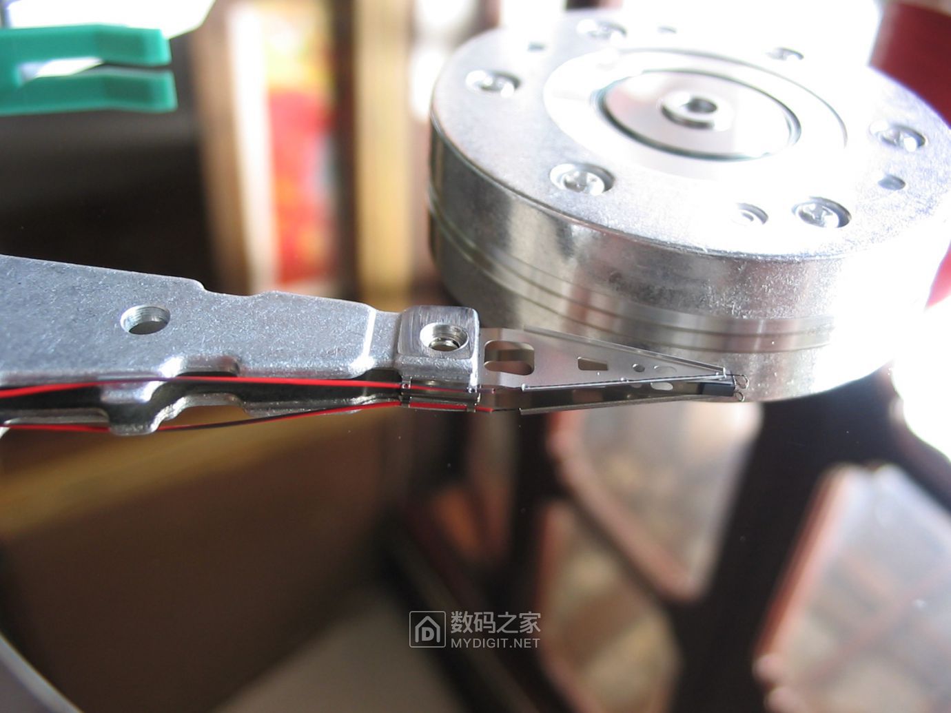 昆腾大脚硬盘quantumbigfoot2004年拍的照片