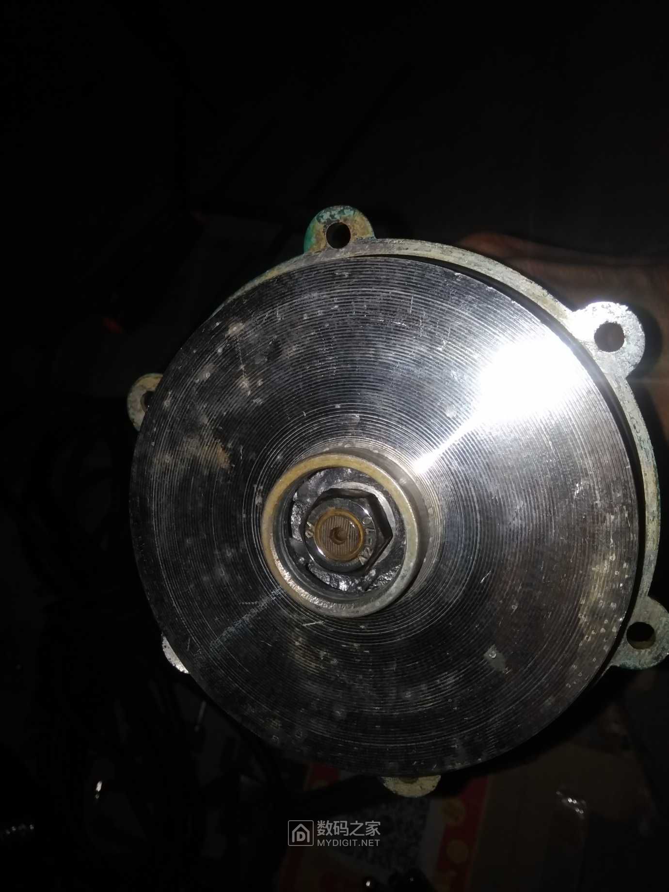 直流潜水泵怎么拆