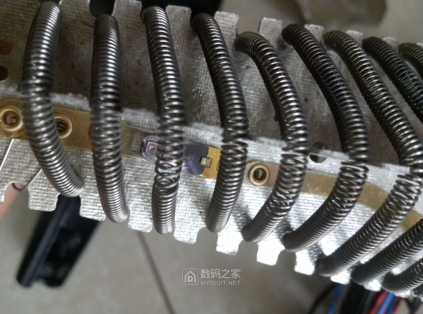 kf8926电吹风拆解