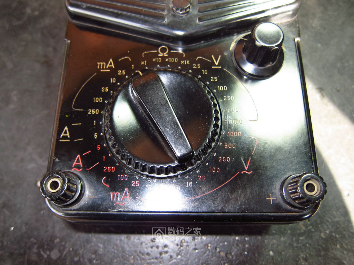 这表几十年了还挺准1966年上海震华电器厂mf14指针万用表