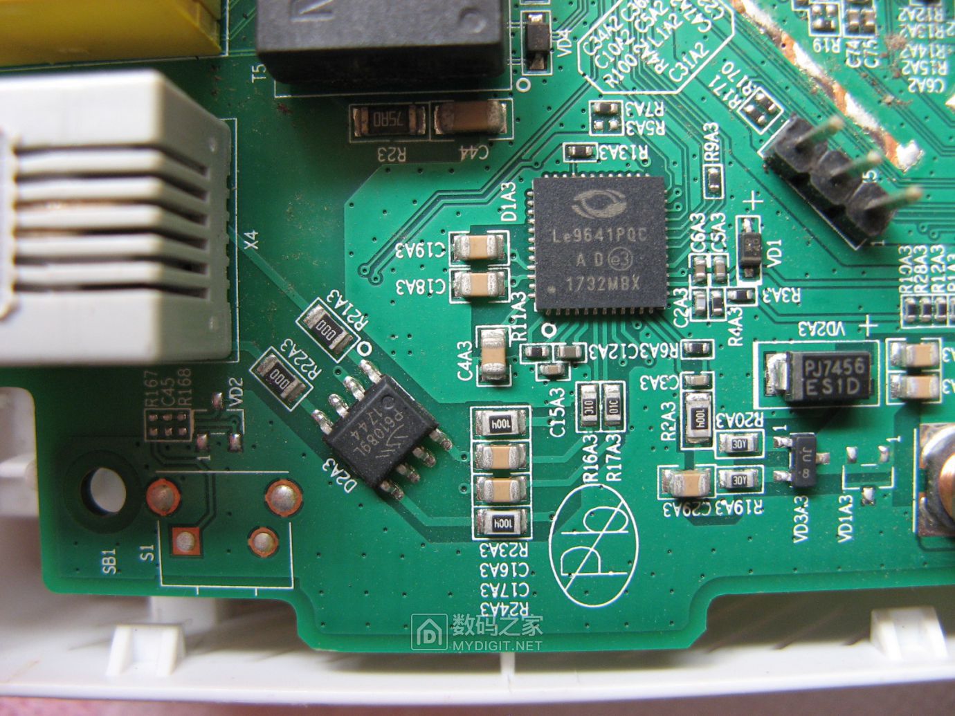 拆中兴光猫zxhn f650 - 拆机乐园 数码之家