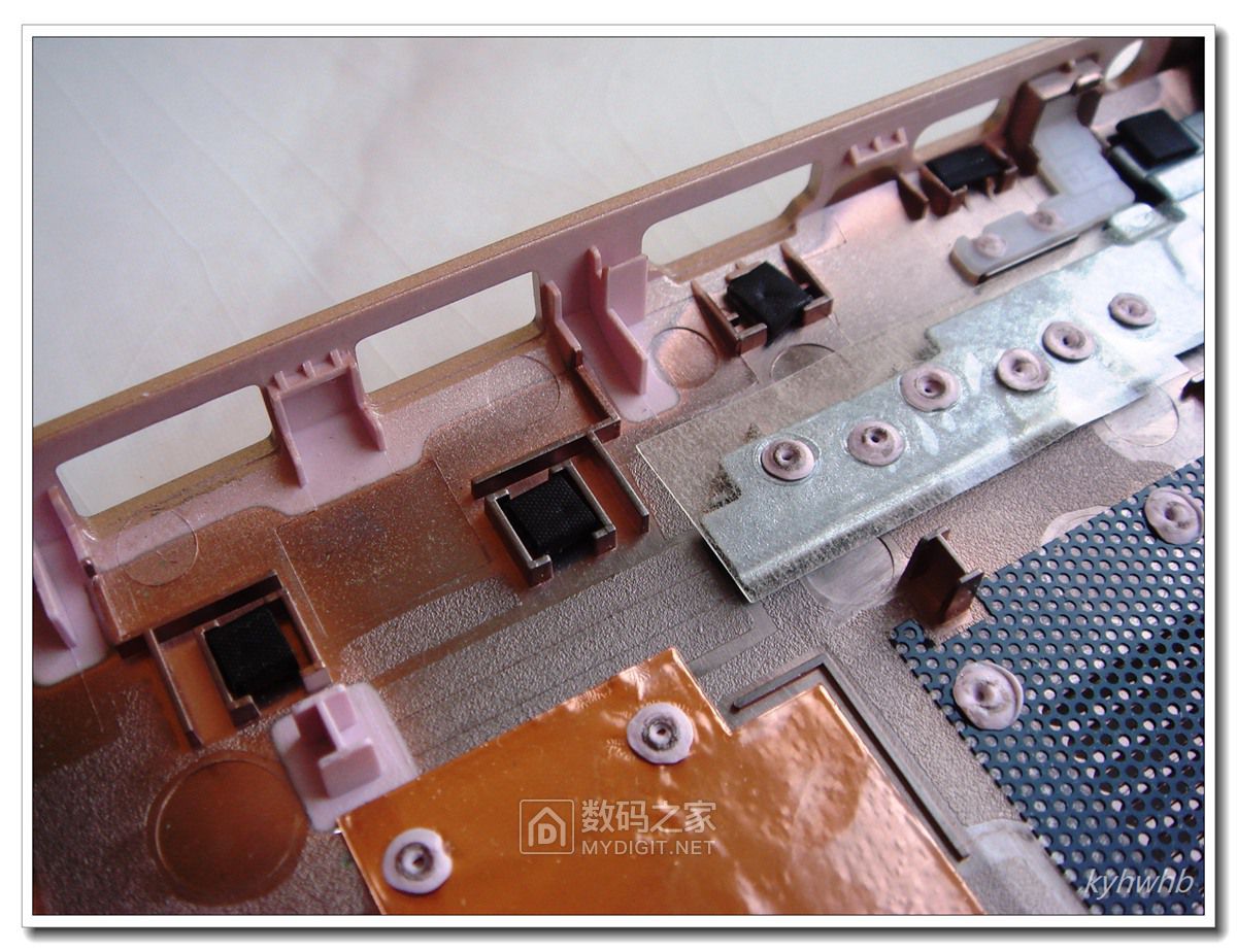 戴尔dell inspiron 5488笔记本电脑简拆 - 拆机乐园 数码之家