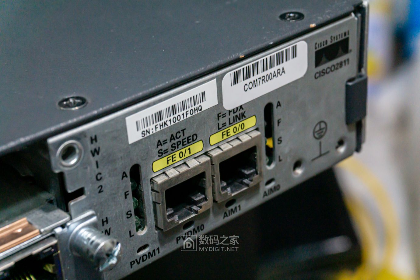 Cisco2811_003.jpg