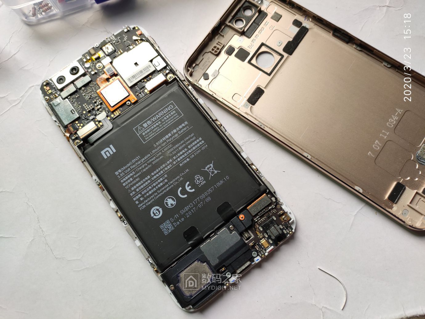 给小米5x换充电尾插小板