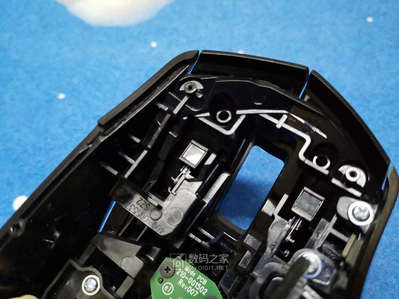 罗技mxmaster无线鼠标拆开并更换ttc防尘金微动