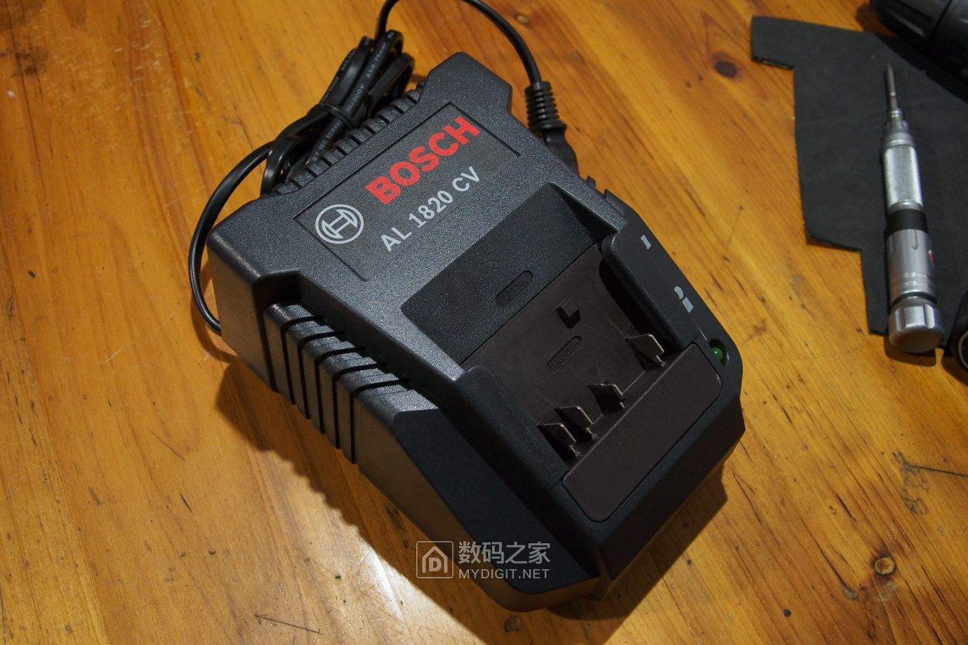 拆解三款博世充电器拆解图gal12v40al1820cval1860cv