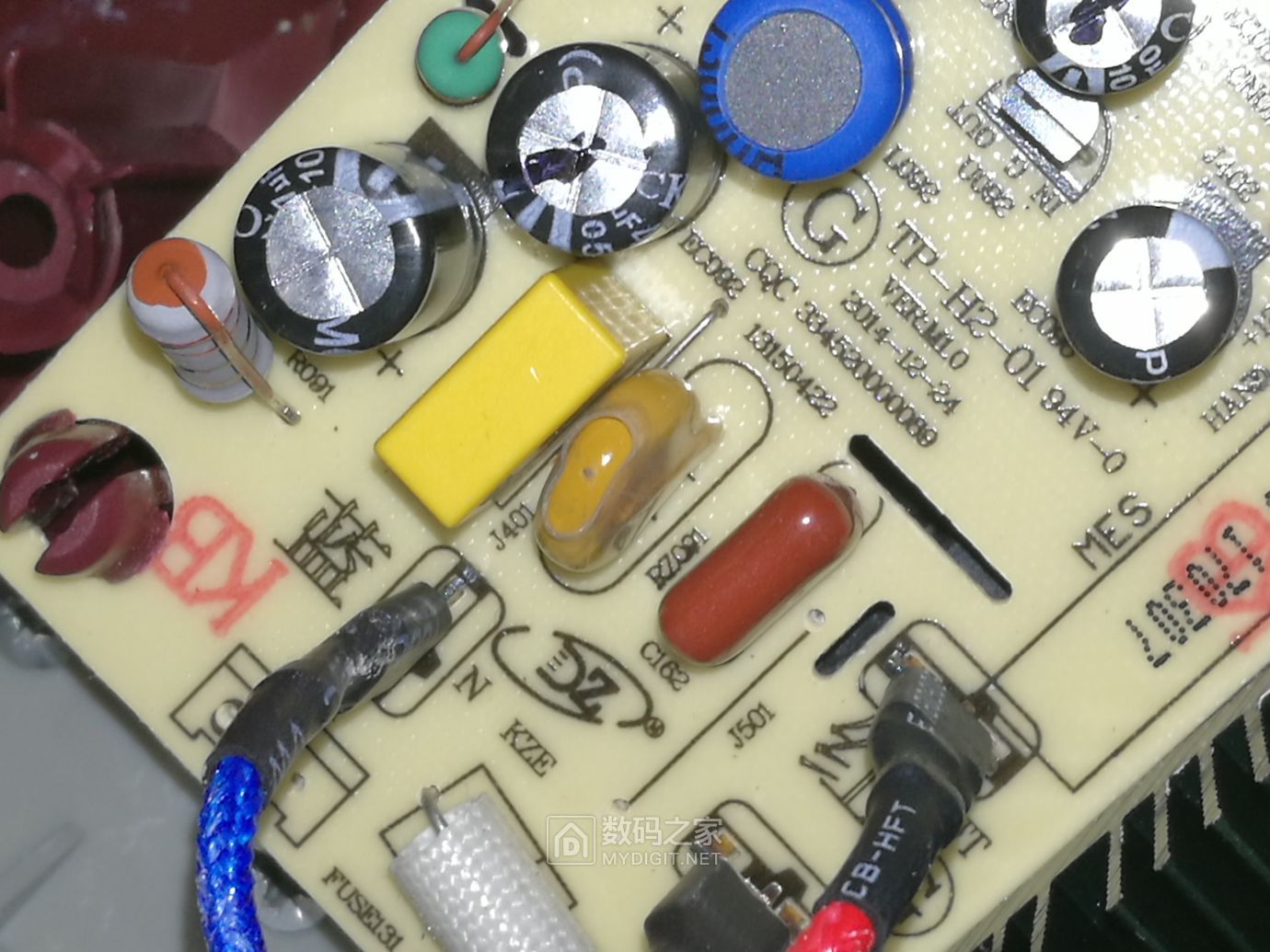 拆修美的蒸汽挂烫机my-gd20d1 - 拆机乐园 数码之家