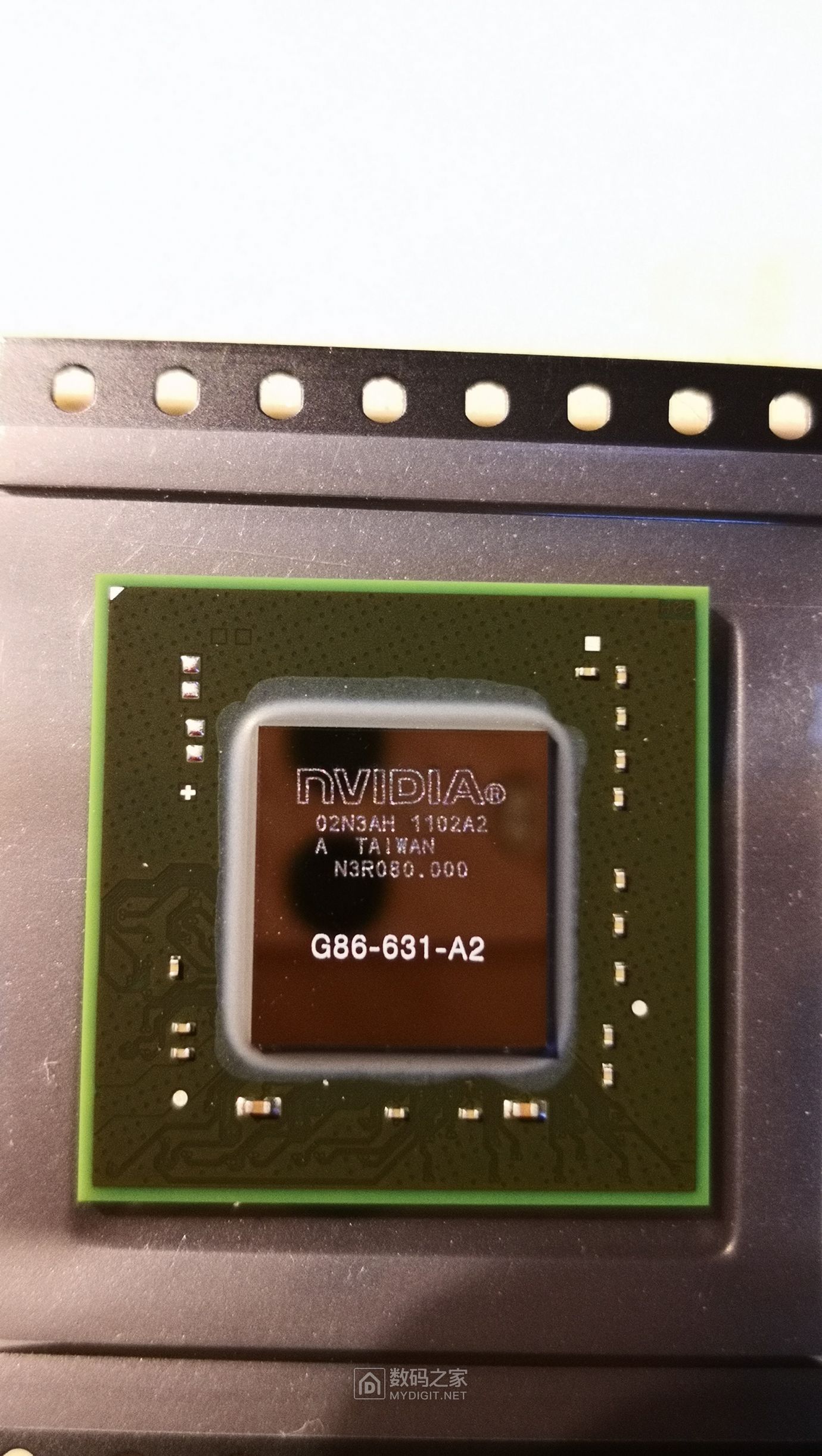 G86-631-A2 显卡芯片正面.jpg
