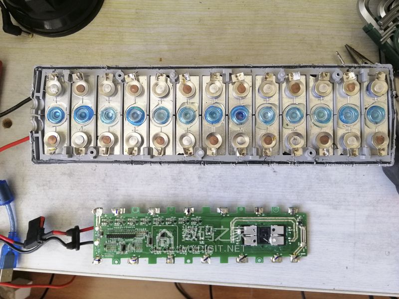 拆解爱玛电动自行车48v12ah星恒锂电池