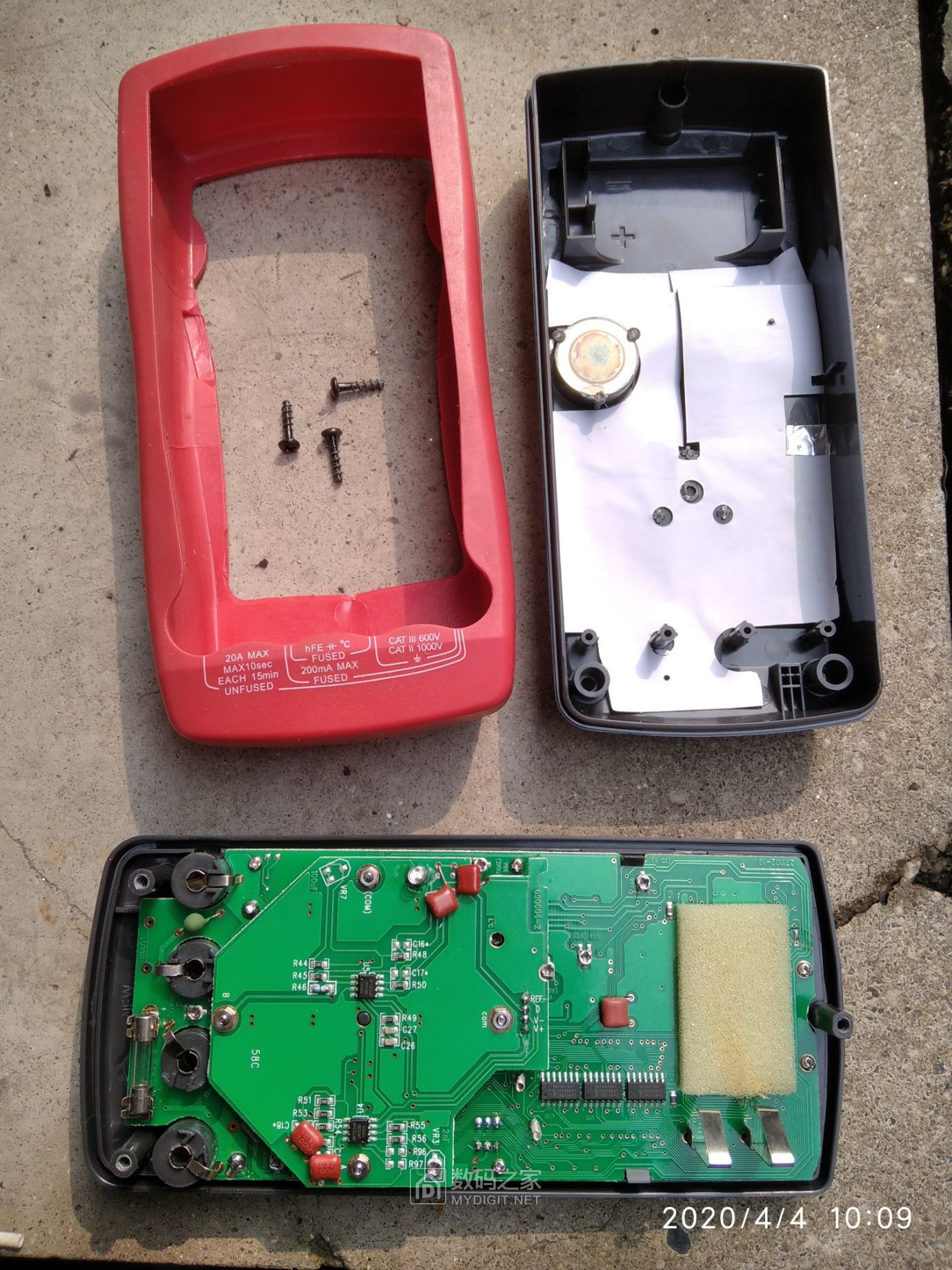 拆解优利德unitut58c万用表