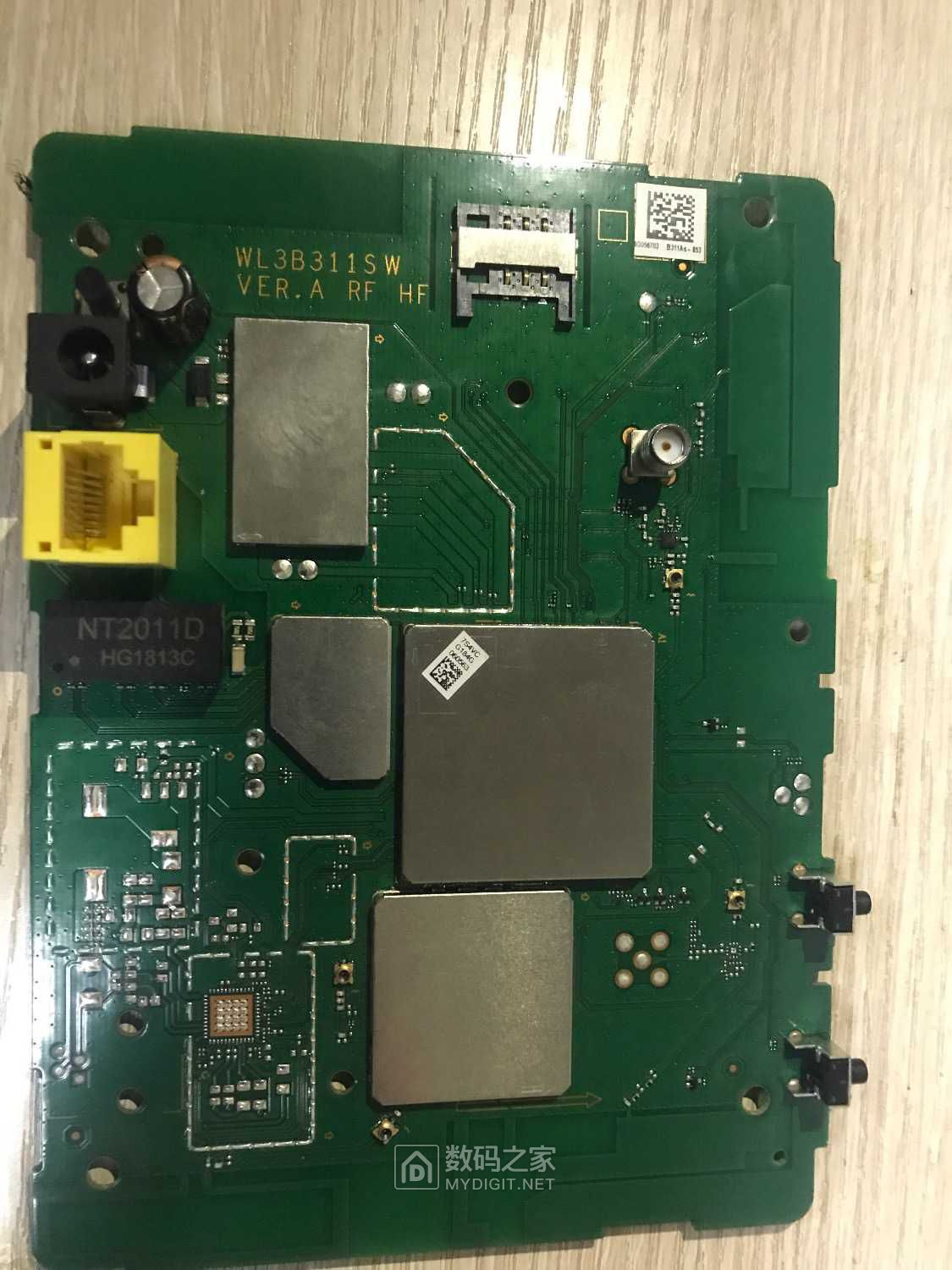 华为b311as854插卡4g无线路由器