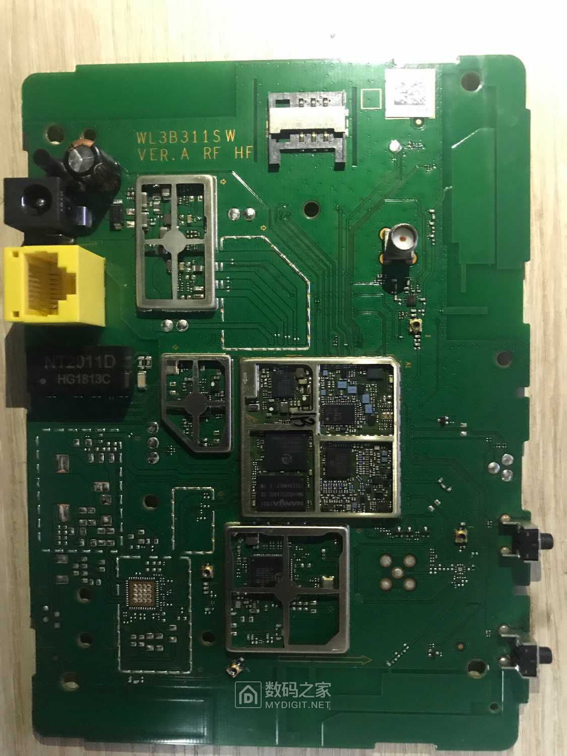 华为b311as854插卡4g无线路由器