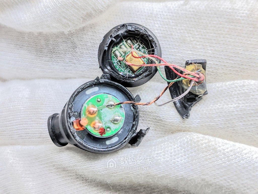 华为降噪耳机3拆解cmq3较新版本