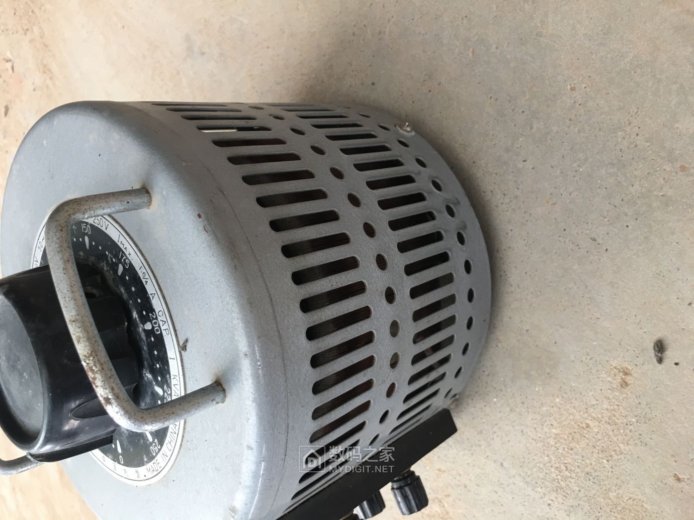 电源老式0250调压器