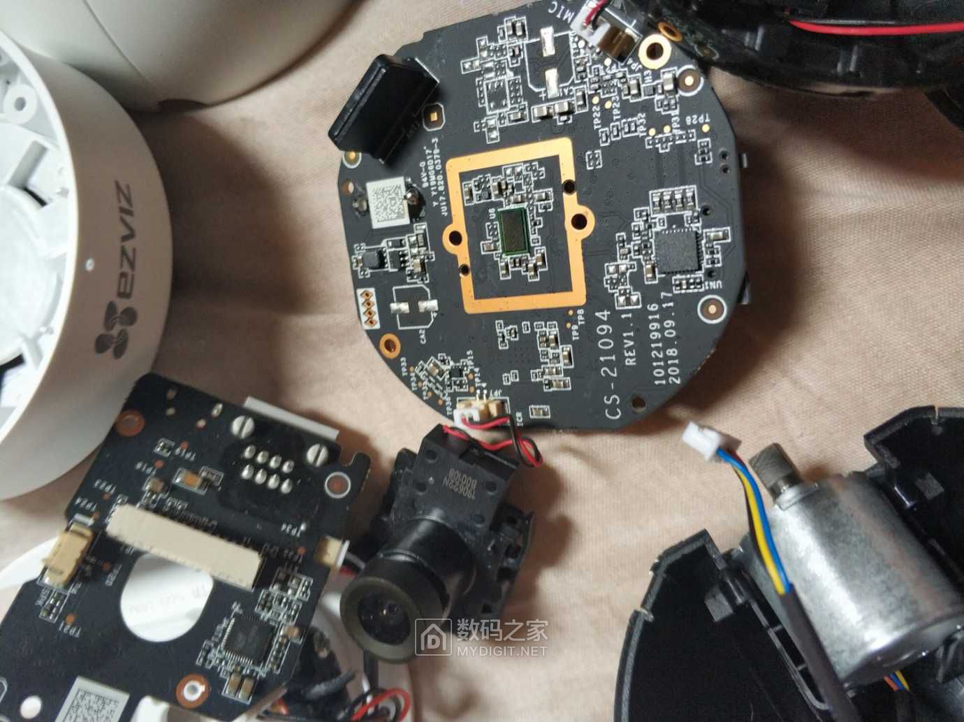 萤石云暂停解绑了家里的c6c云台摄像机无法用新手机登录要验证码