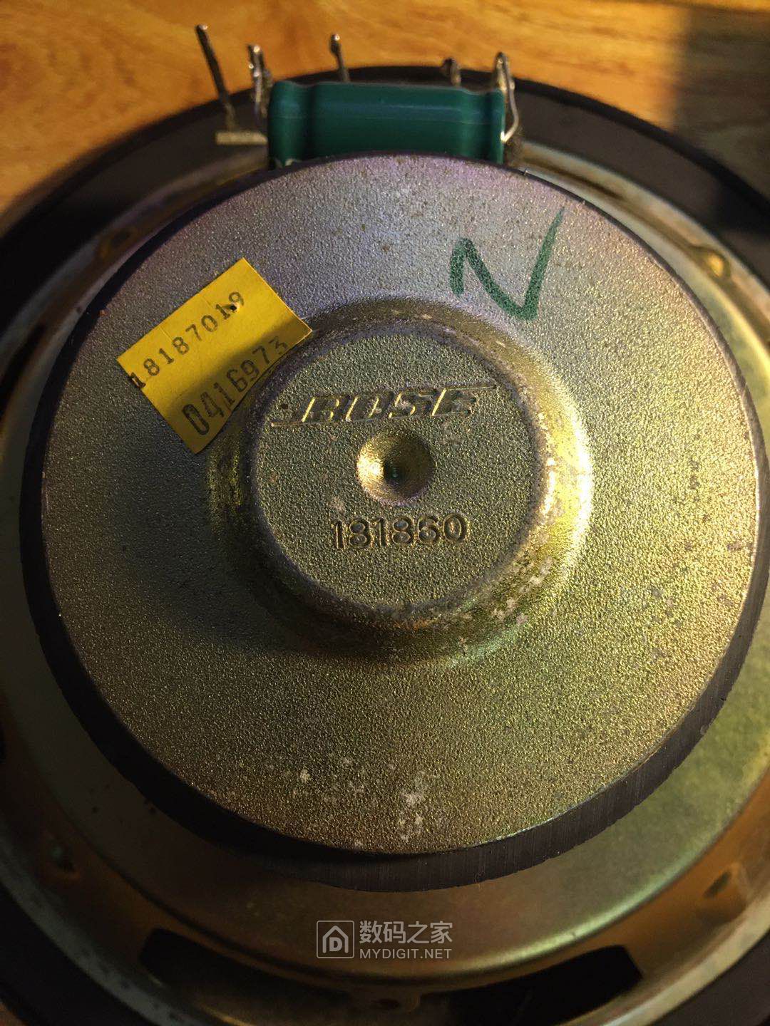 bose301四代——八寸底音喇叭真假对比细节图