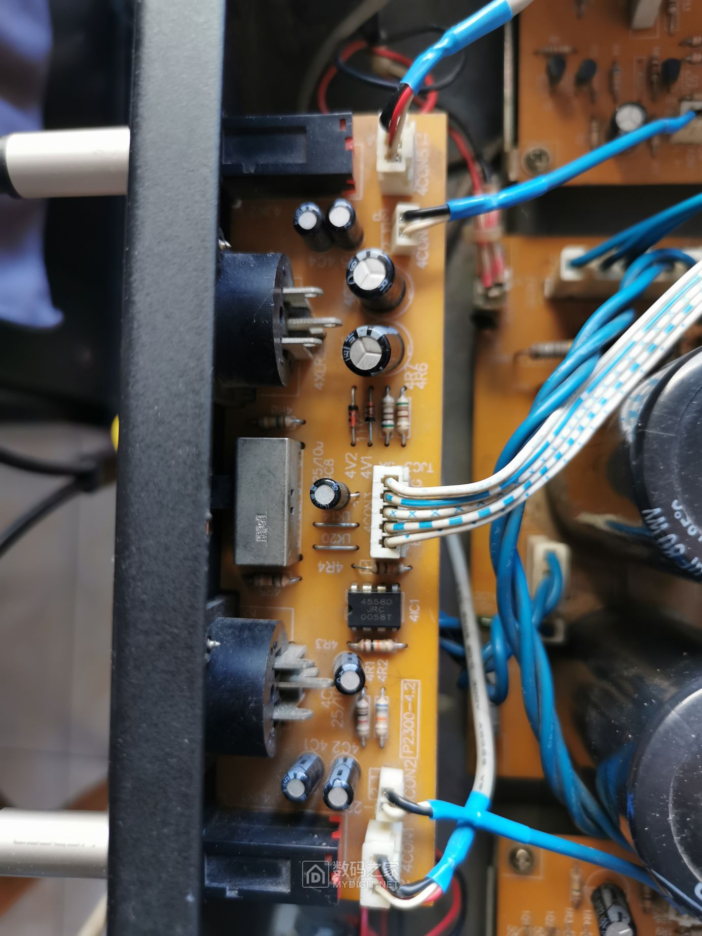 也拆一台古董机器:湖山pa2200专业功放