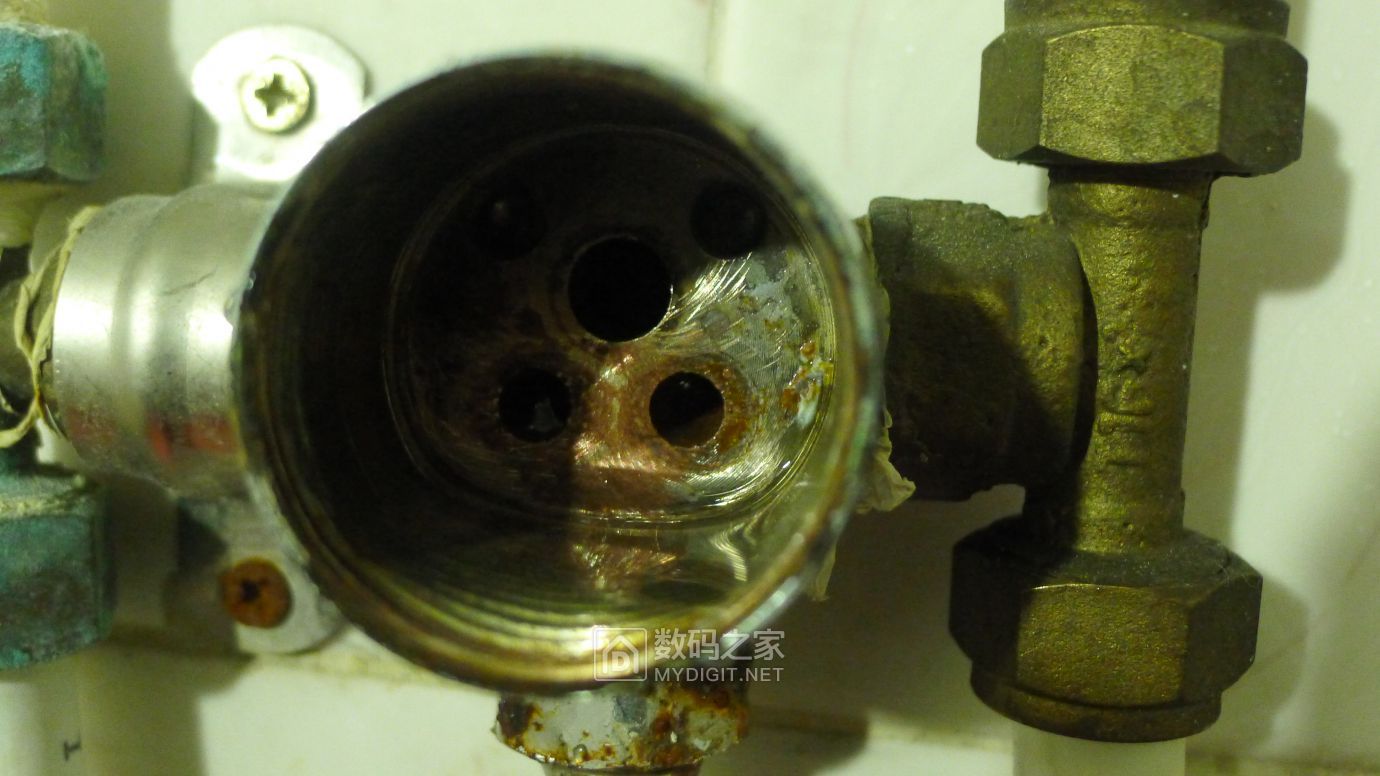 拆解jiayi陶瓷阀解决热水器龙头漏水问题