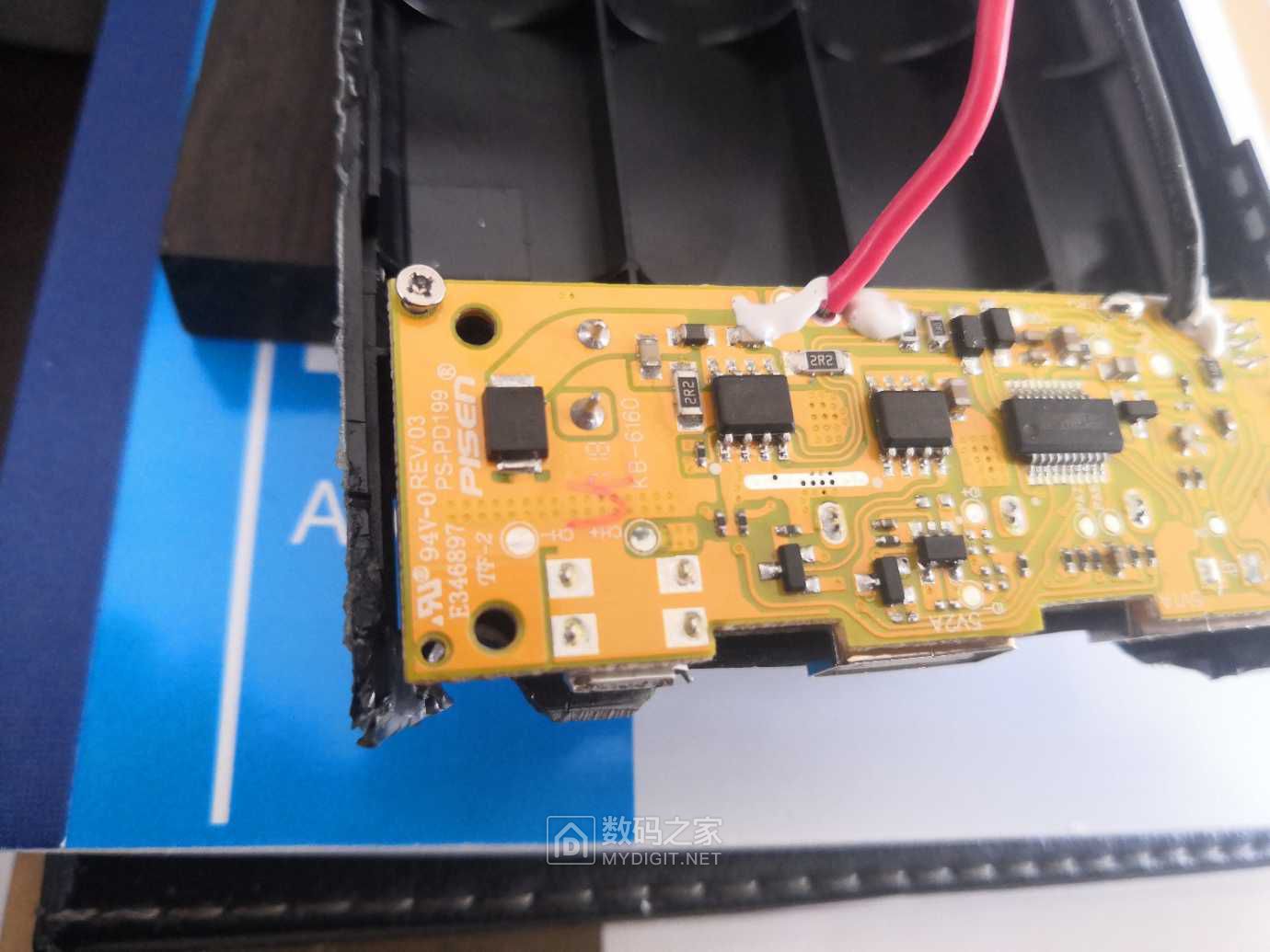 菜刀大法拆品胜LCD电库20000充电宝（Pisen TS-D199） - 拆机乐园 数码之家