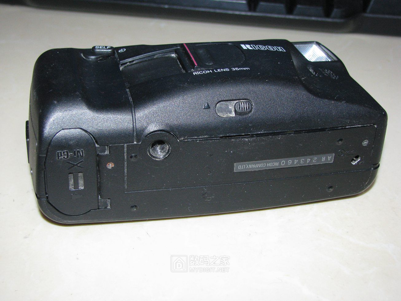 拆解一个同事的理光ricoh胶卷相机lx22