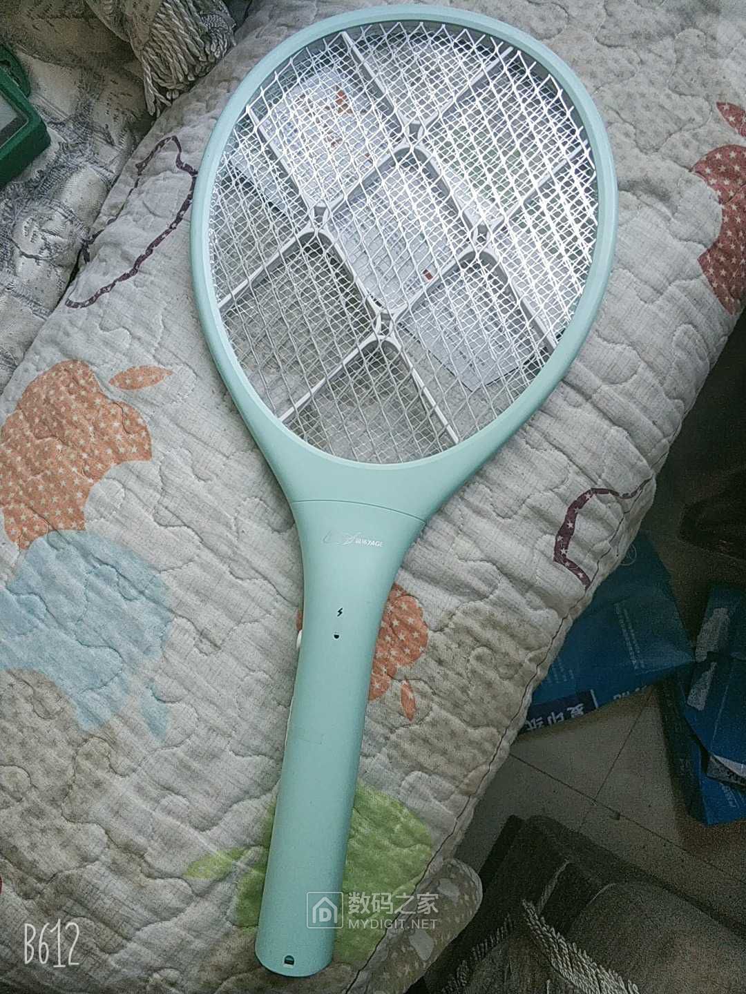 拆解雅格经济款电蚊拍