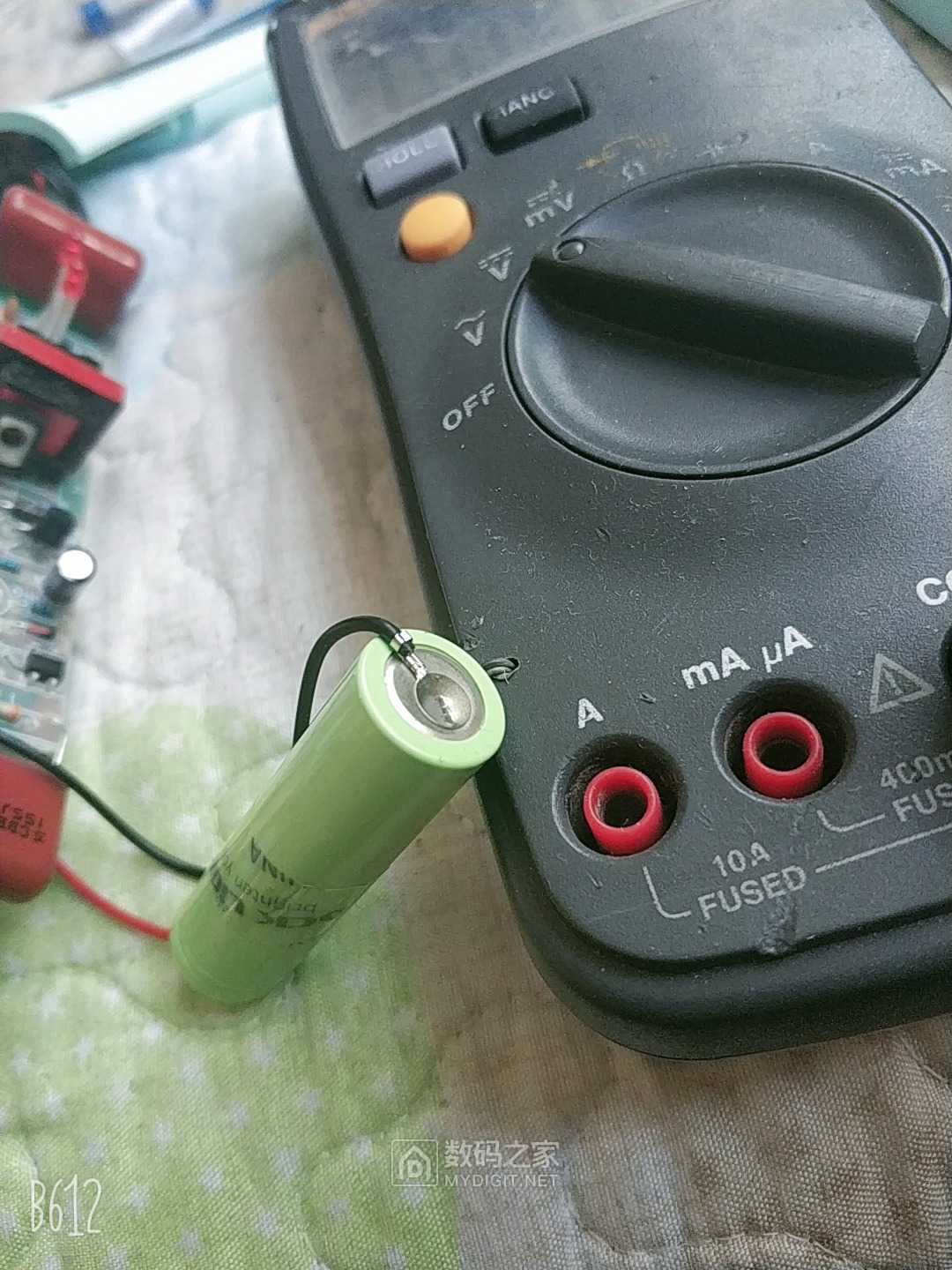 拆解雅格经济款电蚊拍