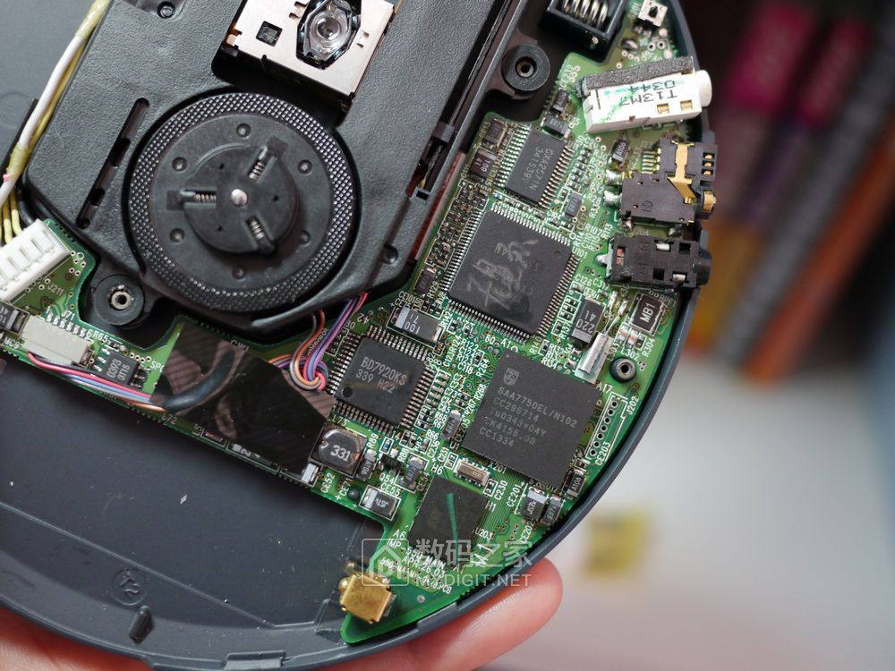 拆解艾利和imp-550 cd随身听