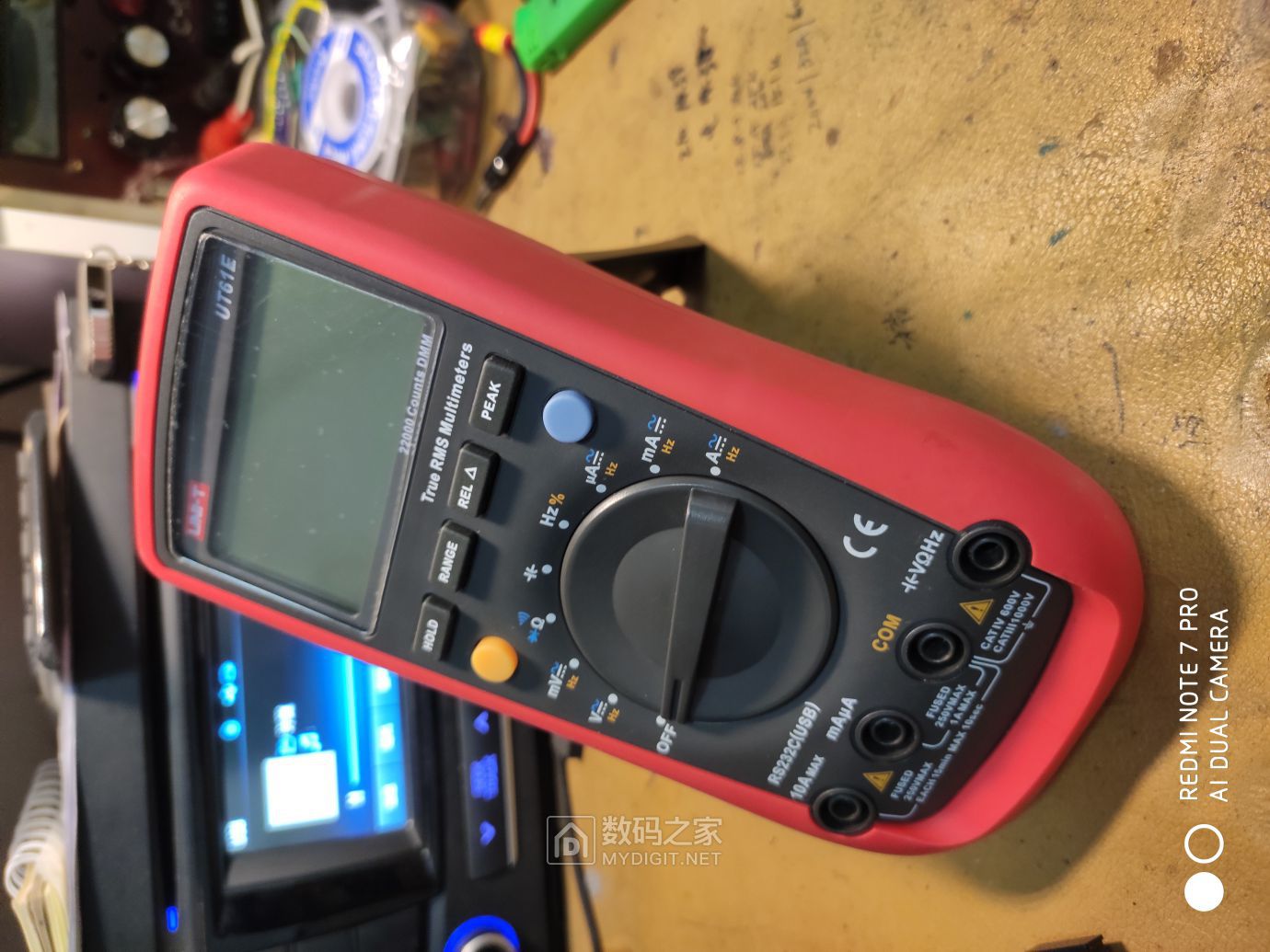 199元出ut61e万用表附带拆机图