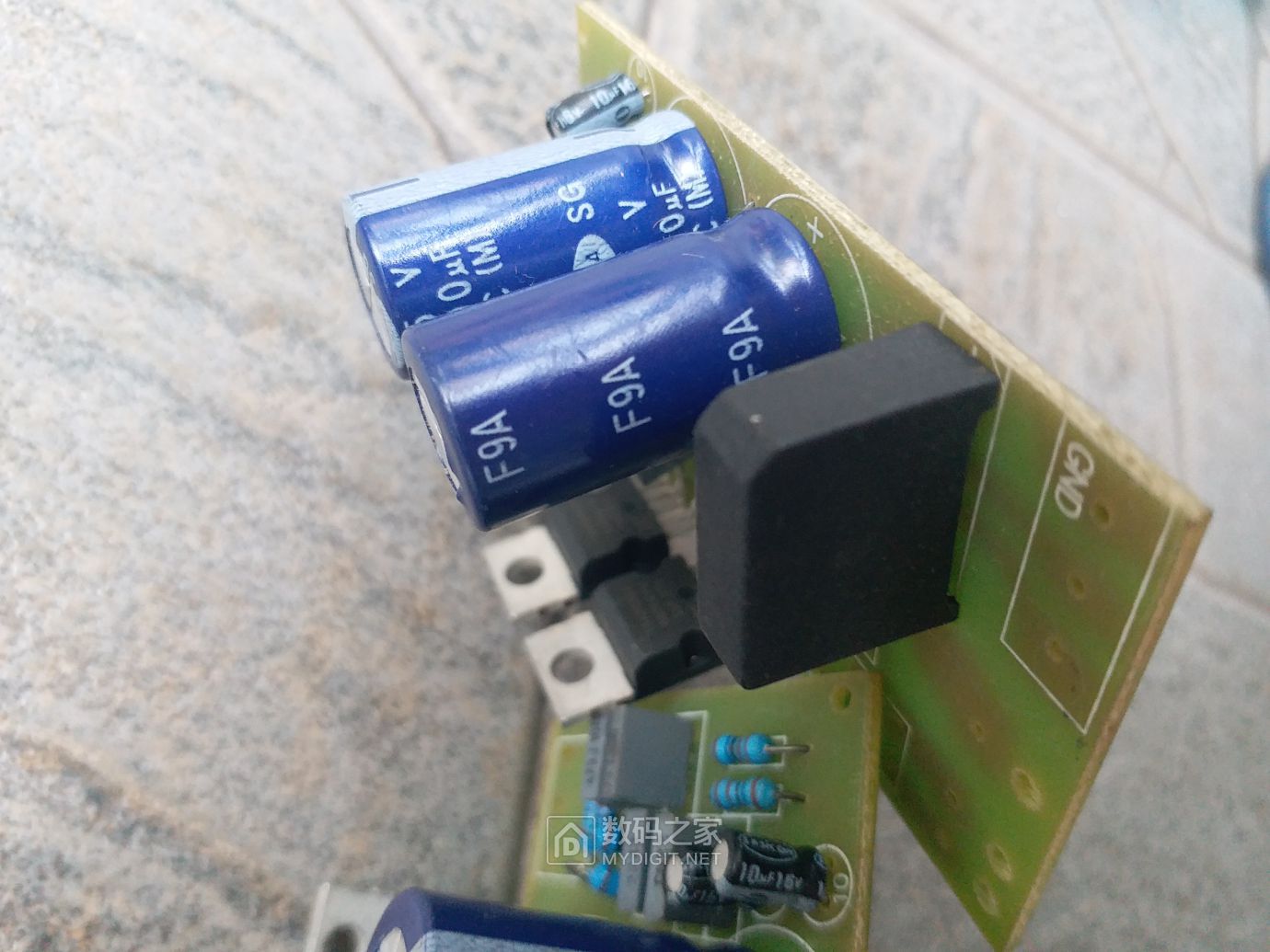 22030a