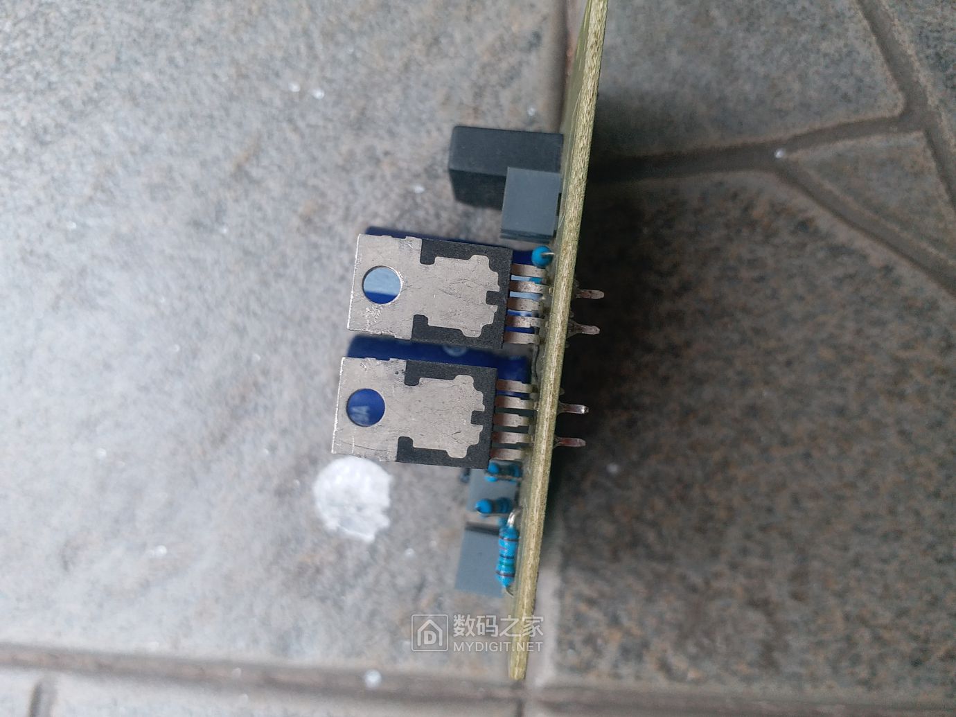 52030a